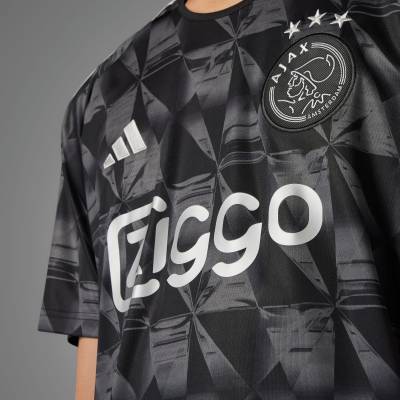 ajax_2023_24_adidas_third_kit_f1.jpg