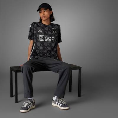 ajax_2023_24_adidas_third_kit_g1.jpg