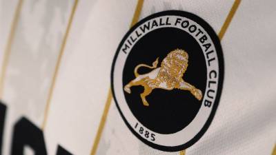 millwall_2023_24_errea_away_kit_h.jpeg