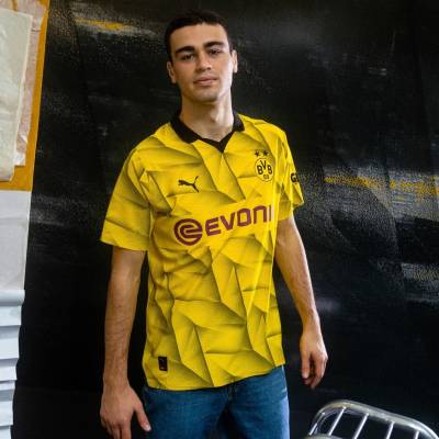 borussia_dortmund_2023_24_puma_third_kit_b.jpeg