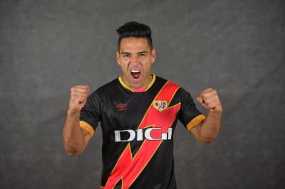 rayo_vallecano_2023_24_umbro_home_away_third_kits_d.jpeg