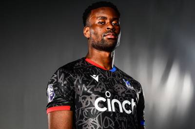 crystal_palace_2023_24_macron_third_kit_c.jpg