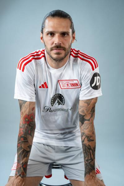 union_berlin_2023_24_adidas_away_kit_g.jpeg
