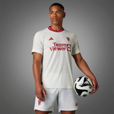 manchester_united_2023_24_adidas_third_kit_a1.jpg