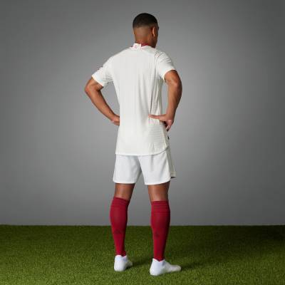 manchester_united_2023_24_adidas_third_kit_g1.jpg