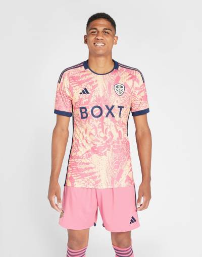 leeds_united_2023_24_adidas_third_kit_b.jpeg