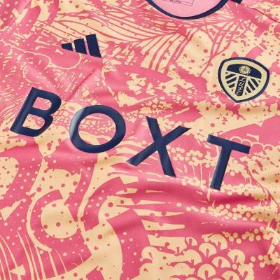 leeds_united_2023_24_adidas_third_kit_i.jpg