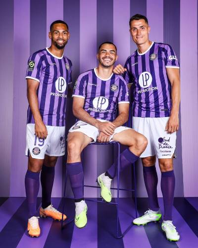 toulouse_2023_24_craft_away_kit_d.jpeg