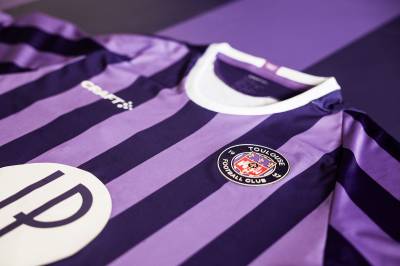 toulouse_2023_24_craft_away_kit_e.jpeg