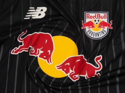 red_bull_bragantino_2023_24_new_balance_away_kit_g.jpeg