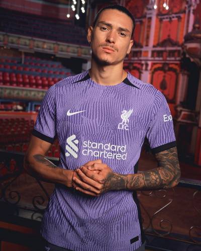 liverpool_2023_24_nike_third_kit_d.jpeg