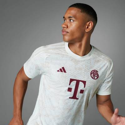 bayern_munich_2023_24_adidas_third_kit_c1.jpg