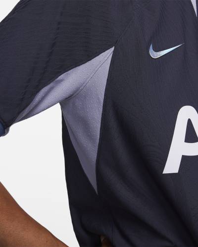 tottenham_hotspur_2023_24_nike_away_kit_07.jpeg