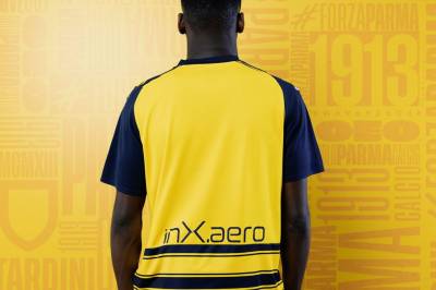 parma_2023_24_puma_away_kit_e.jpeg