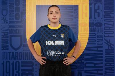 parma_2023_24_puma_third_kit_c.jpeg