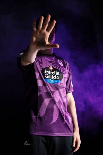 real_valladolid_2023_24_kappa_away_kit_d.jpeg