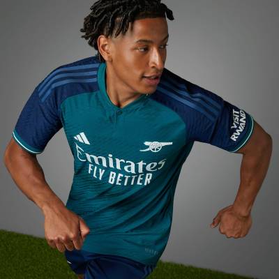 arsenal_2023_24_adidas_third_kit_c.jpg