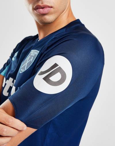 west_ham_united_2023_24_umbro_third_kit_j.jpeg