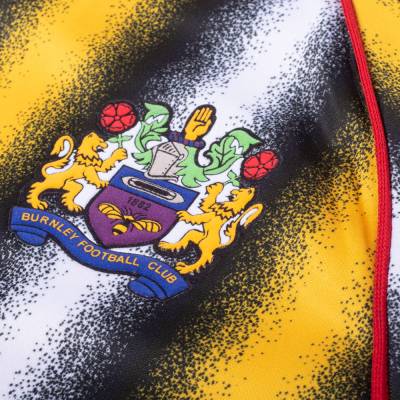 burnley_1994_away_wembley_retro_shirt_3.jpg