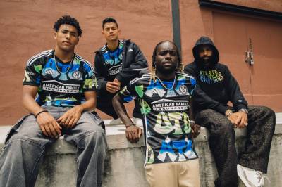 atlanta_united_2023_24_adidas_third_kit_h.jpeg