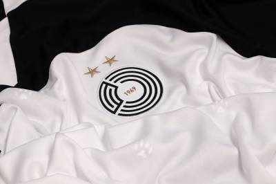 al_sadd_sc_2023_24_new_balance_home_kit_i.jpeg