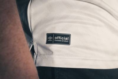 cambridge_united_2023_24_umbro_away_kit_d.jpeg