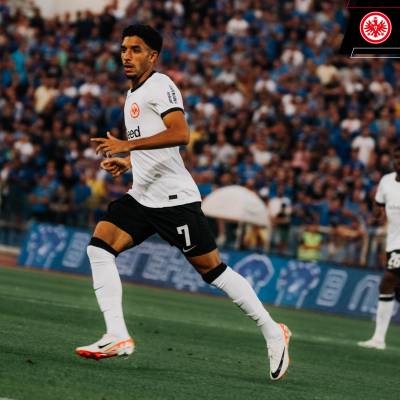 eintracht_frankfurt_2023_24_nike_third_kit_e.jpeg
