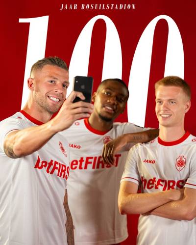royal_antwerp_2023_24_jako_away_kit_d.jpeg
