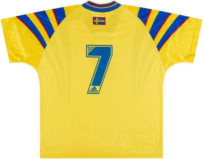 1996_97_sweden_match_issue_home_shirt_3.jpg