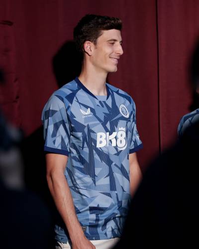 aston_villa_2023_24_castore_third_kit_2.jpeg