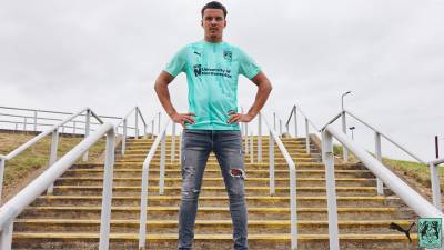 northampton_town_2023_24_puma_third_kit_f.jpeg