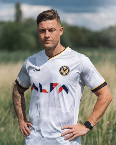 newport_county_2023_24_vx3_away_kit_c.jpeg