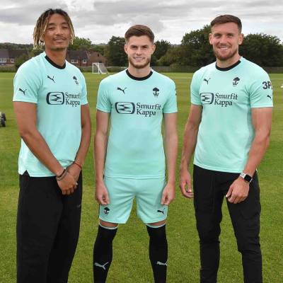 wigan_athletic_2023_24_puma_third_kit_d.jpeg