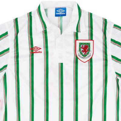 1993_95_wales_match_issue_away_shirt_4.jpg