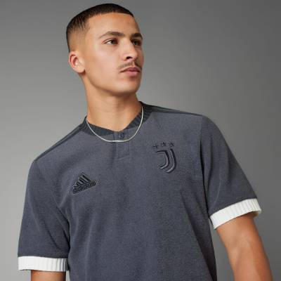 juventus_lifestyler_third_jersey_carbon_c1.jpg