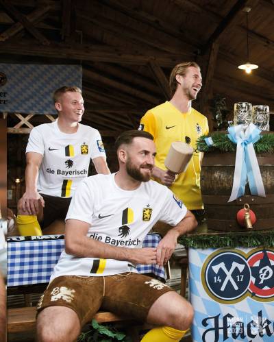 1860_munchen_2023_nike_oktoberfest_shirt_b.jpeg