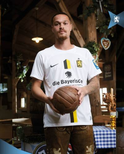 1860_munchen_2023_nike_oktoberfest_shirt_d.jpeg