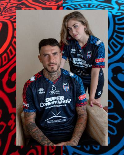 catania_2023_24_errea_third_kit_3.jpeg