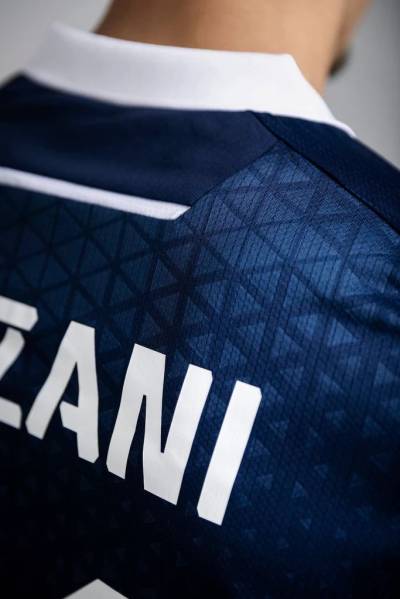 melbourne_victory_2023_24_home_kit_j.jpg