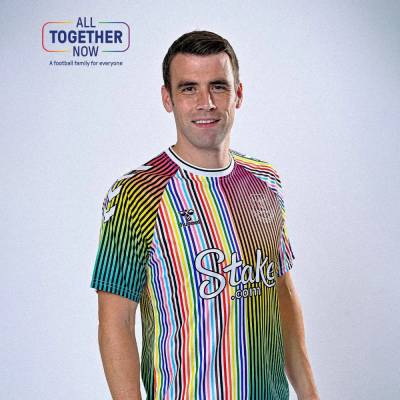 everton_2023_24_hummel_equality_jersey_d.jpg