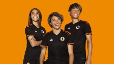 as_roma_2023_24_adidas_third_kit_05.jpg