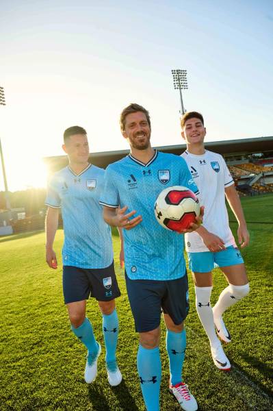 sydney_fc_2023_24_under_armour_home_away_kits_l.jpg