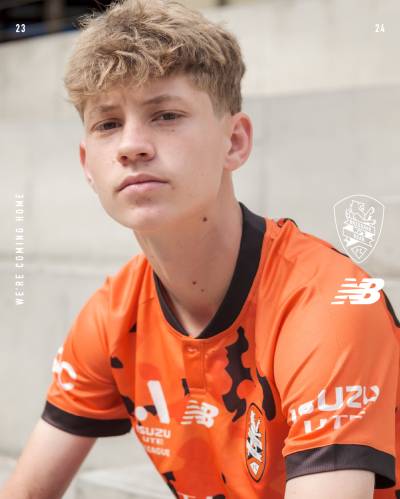 brisbane_roar_2023_24_new_balance_home_kit_b.jpeg