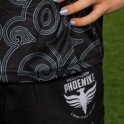 wellington_phoenix_2023_24_home_away_kits_g.jpg