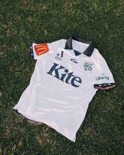 adelaide_united_2023_24_ucan_away_kit_e.jpeg