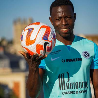 montpellier_2023_24_nike_third_kit_e.jpeg