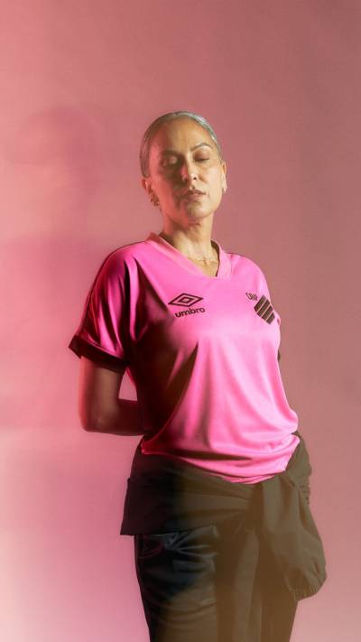 umbro_outubro_rosa_collection_2.jpeg