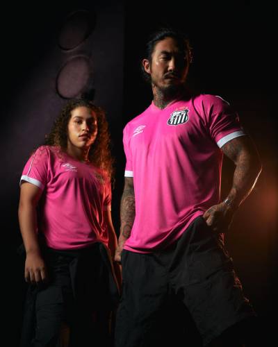 umbro_outubro_rosa_collection_3.jpeg