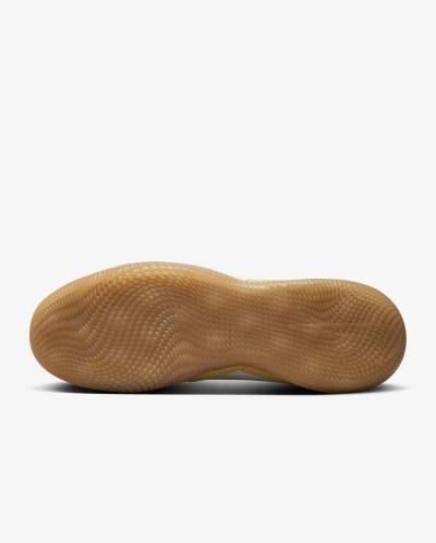 nike_streetgato_saturn_gold_gum_light_brown_white_2.jpeg