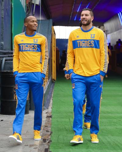 club_tigres_2023_adidas_heritage_shirt_c.jpeg